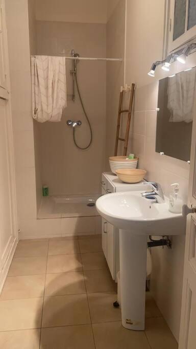 Amazing 2-Bedroom Apartment In Nice Near The Beach Экстерьер фото